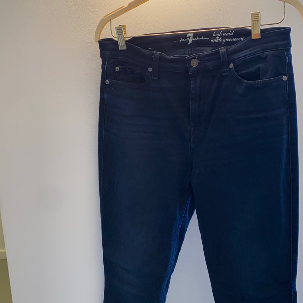 Dark blue, high waisted ankle jeans